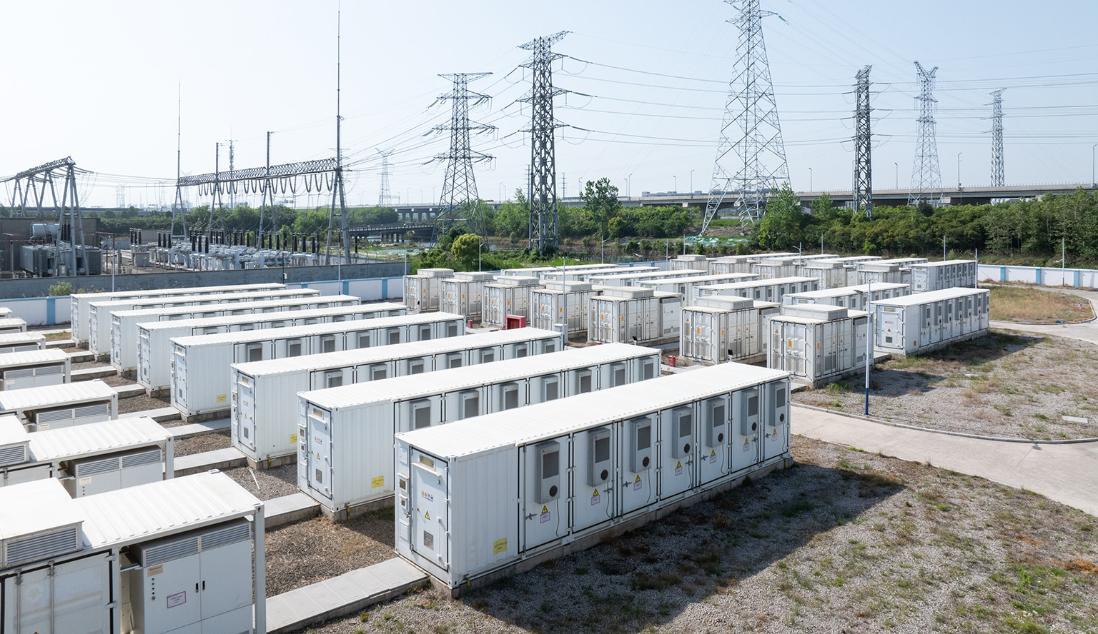 20-foot containers bess installation